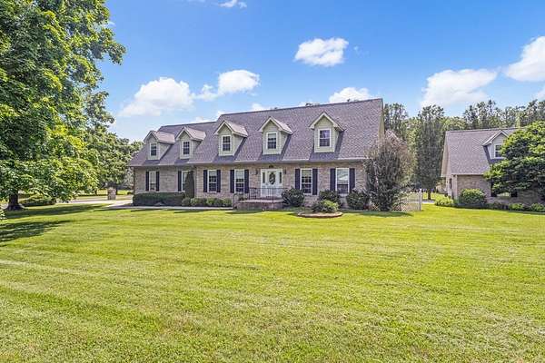 1.76 Acres of Residential Land with Home for Sale in Manchester, Tennessee