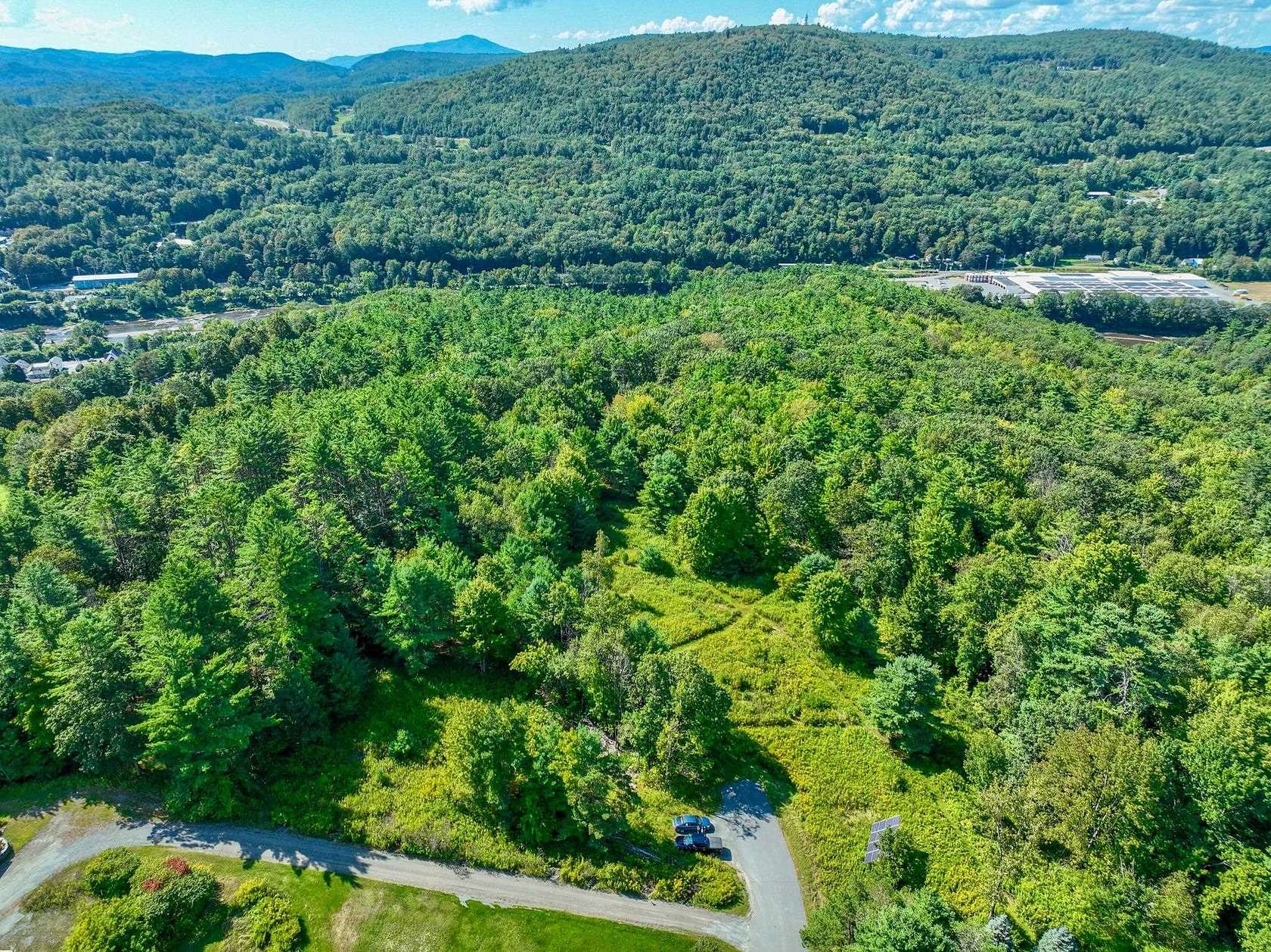 56.3 Acres of Land for Sale in Hartford, Vermont
