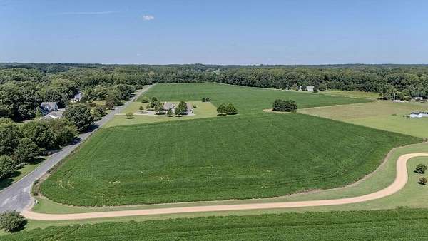 6 Acres of Land for Sale in Kilmarnock, Virginia