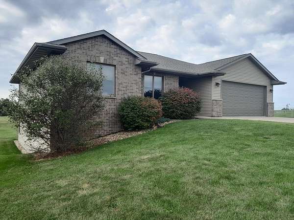 1.65 Acres of Residential Land with Home for Sale in Platteville, Wisconsin