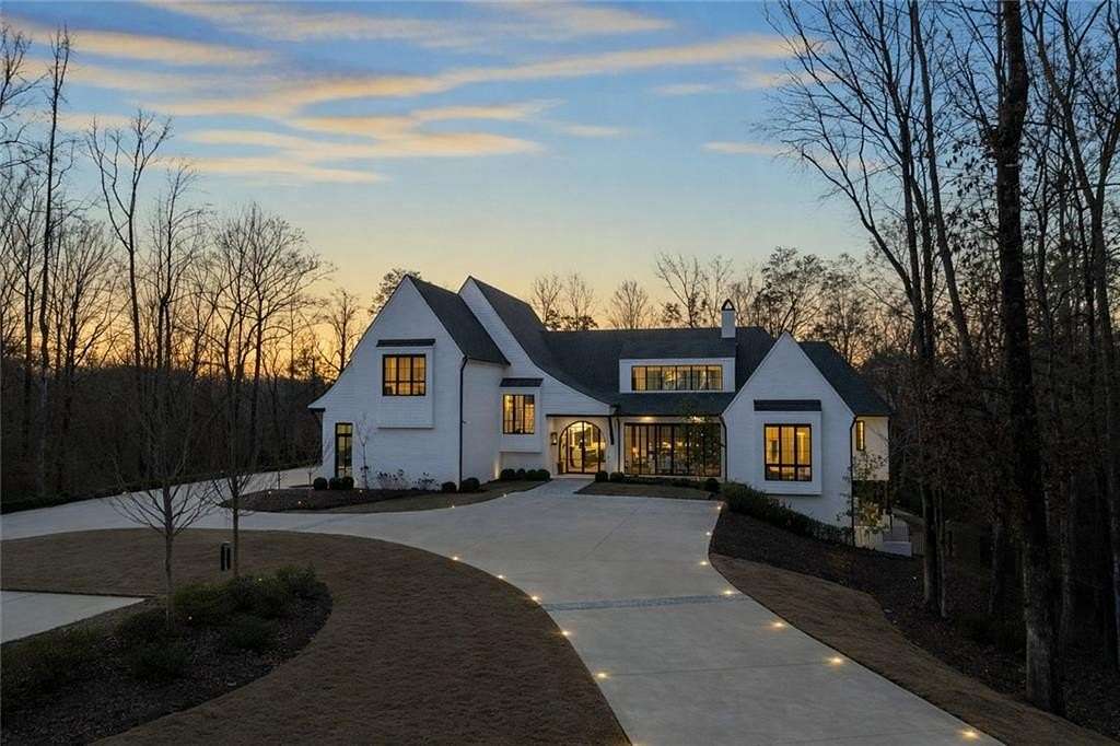 8 Acres of Land with Home for Sale in Auburn, Alabama