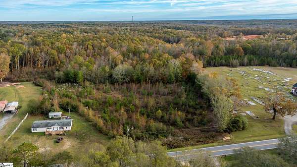 3 Acres of Residential Land for Sale in Gray Court, South Carolina