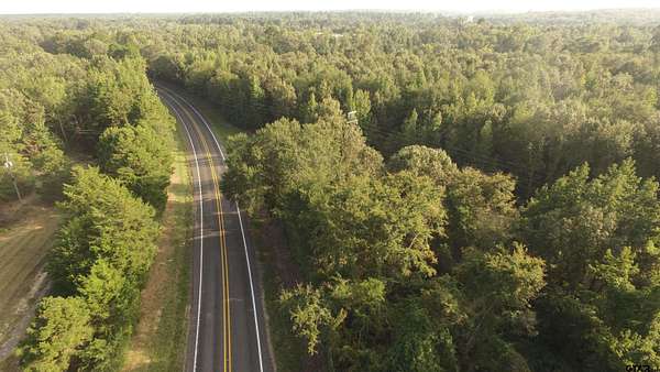 5 Acres of Residential Land for Sale in Leesburg, Texas