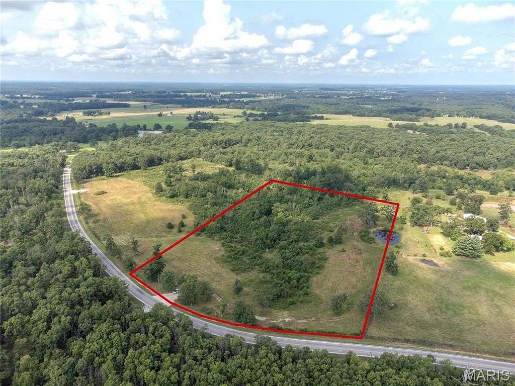 11 Acres of Land for Sale in Lebanon, Missouri