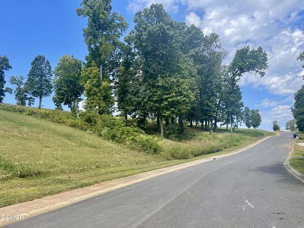 0.85 Acres of Residential Land for Sale in Morristown, Tennessee