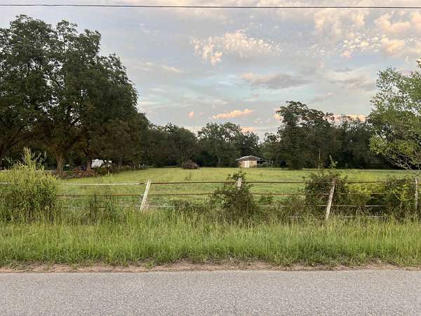0.85 Acres of Residential Land for Sale in Pine Bluff, Arkansas