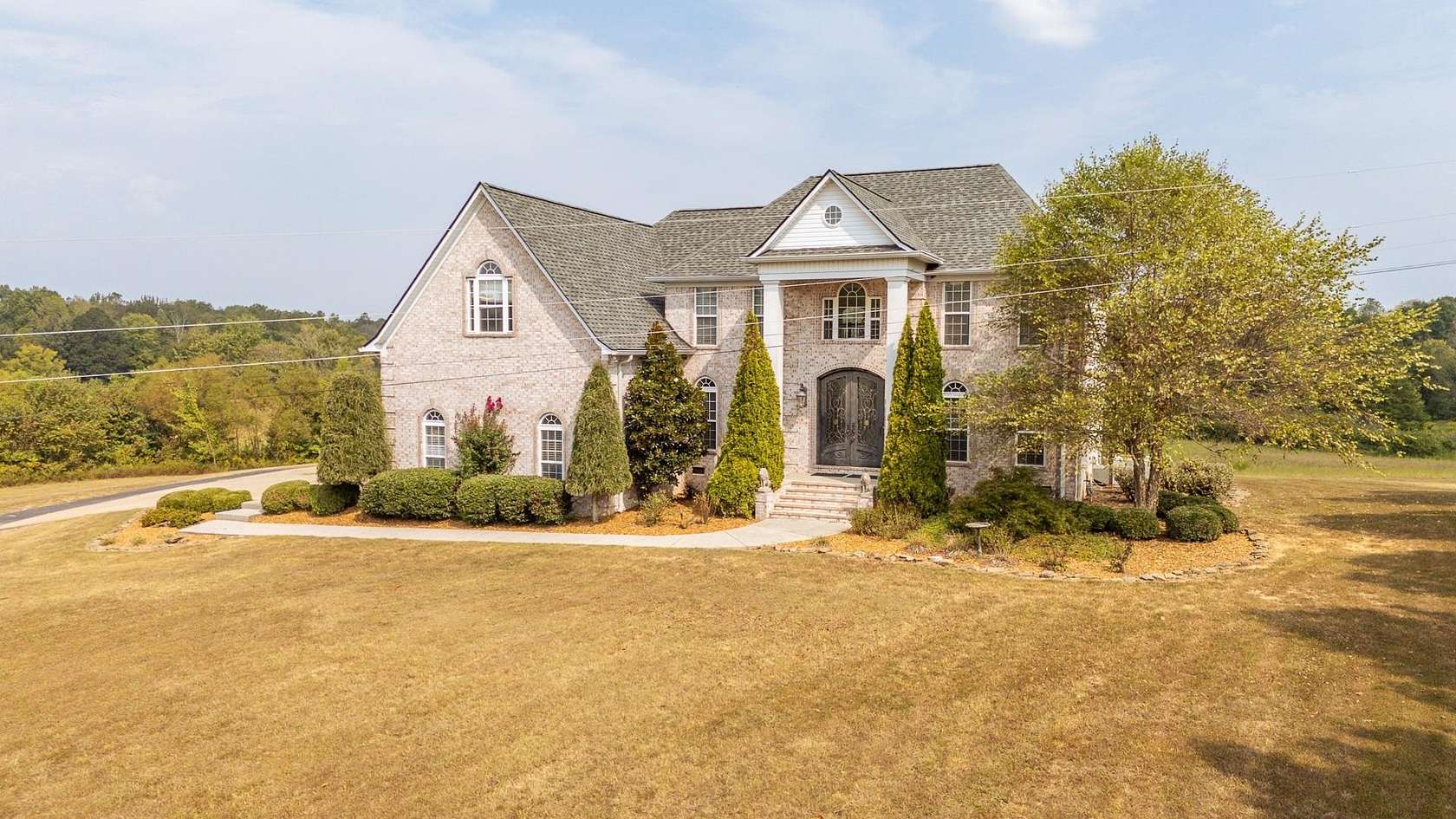 5 Acres of Residential Land with Home for Sale in Luray, Tennessee