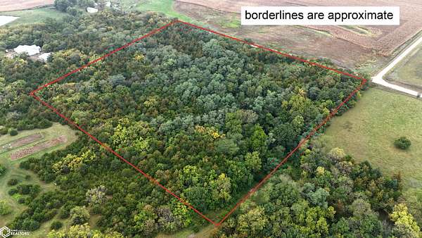 10 Acres of Recreational Land for Sale in Blakesburg, Iowa