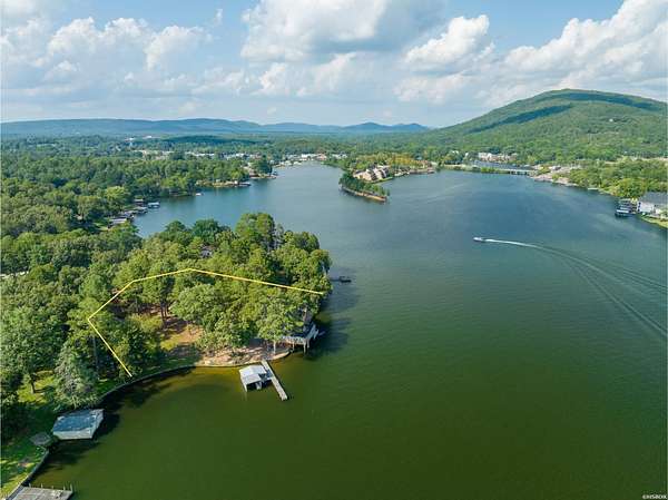 2 Acres of Land with Home for Sale in Hot Springs, Arkansas