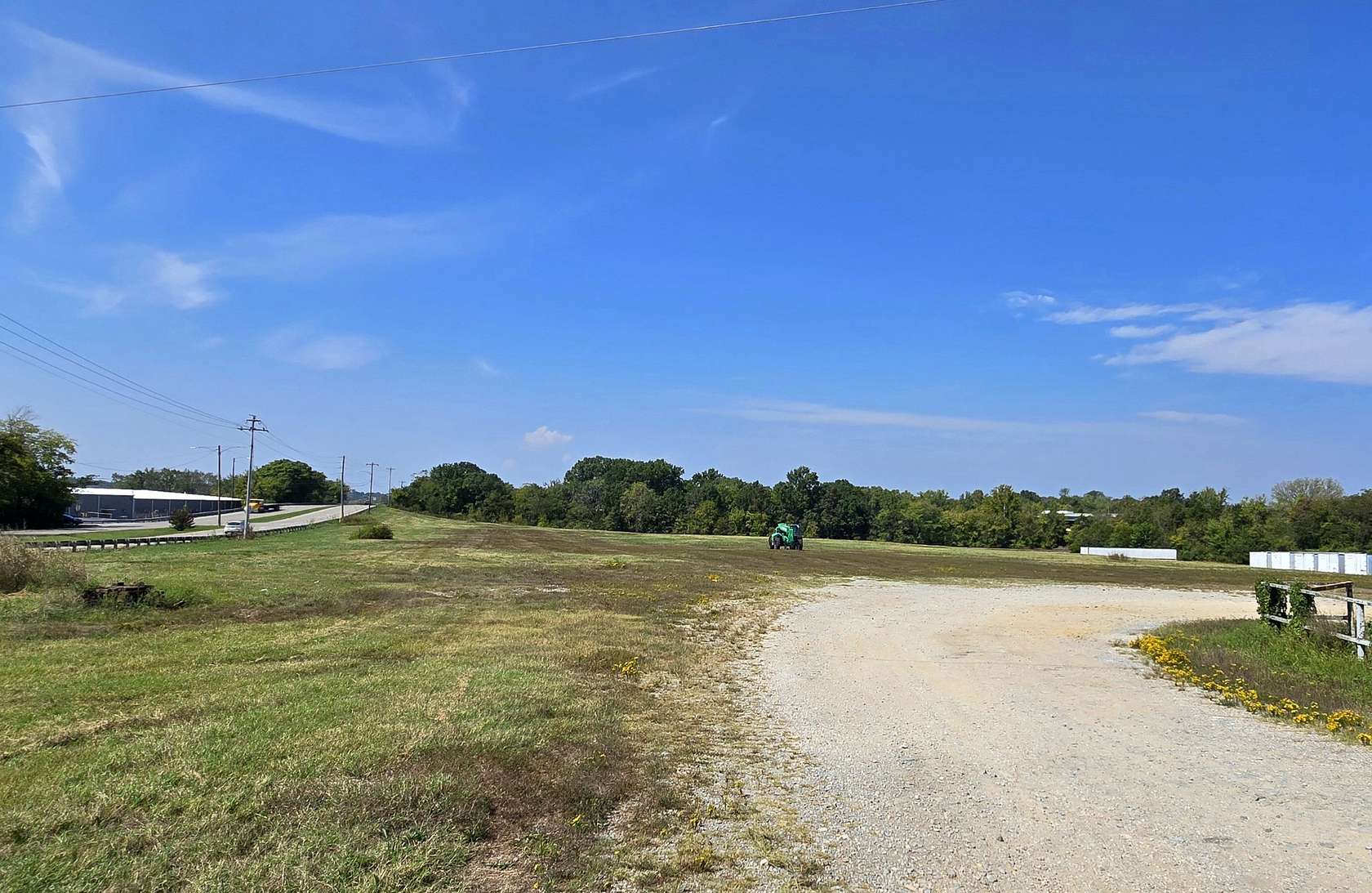 25.5 Acres of Improved Mixed-Use Land for Sale in Columbia, Tennessee