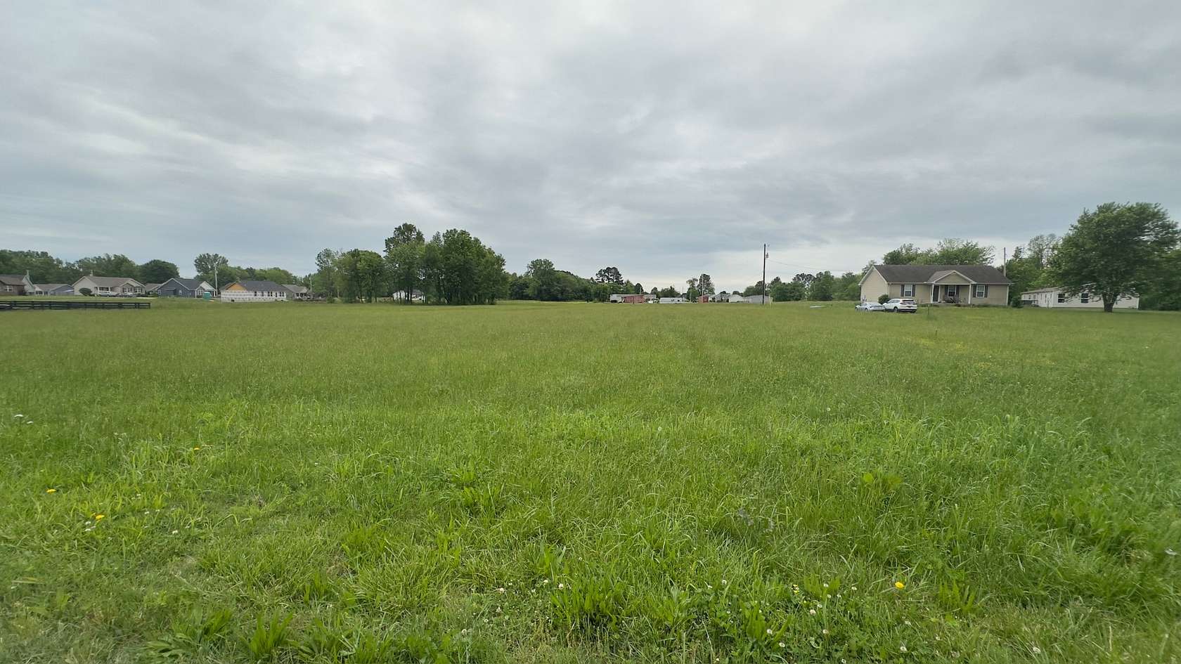 1 Acre of Residential Land for Sale in Portland, Tennessee