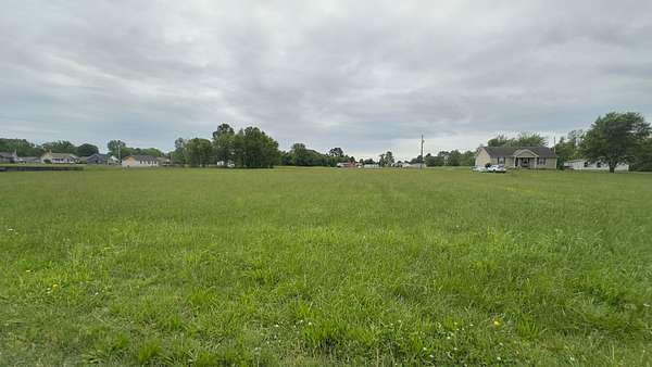 1 Acre of Residential Land for Sale in Portland, Tennessee