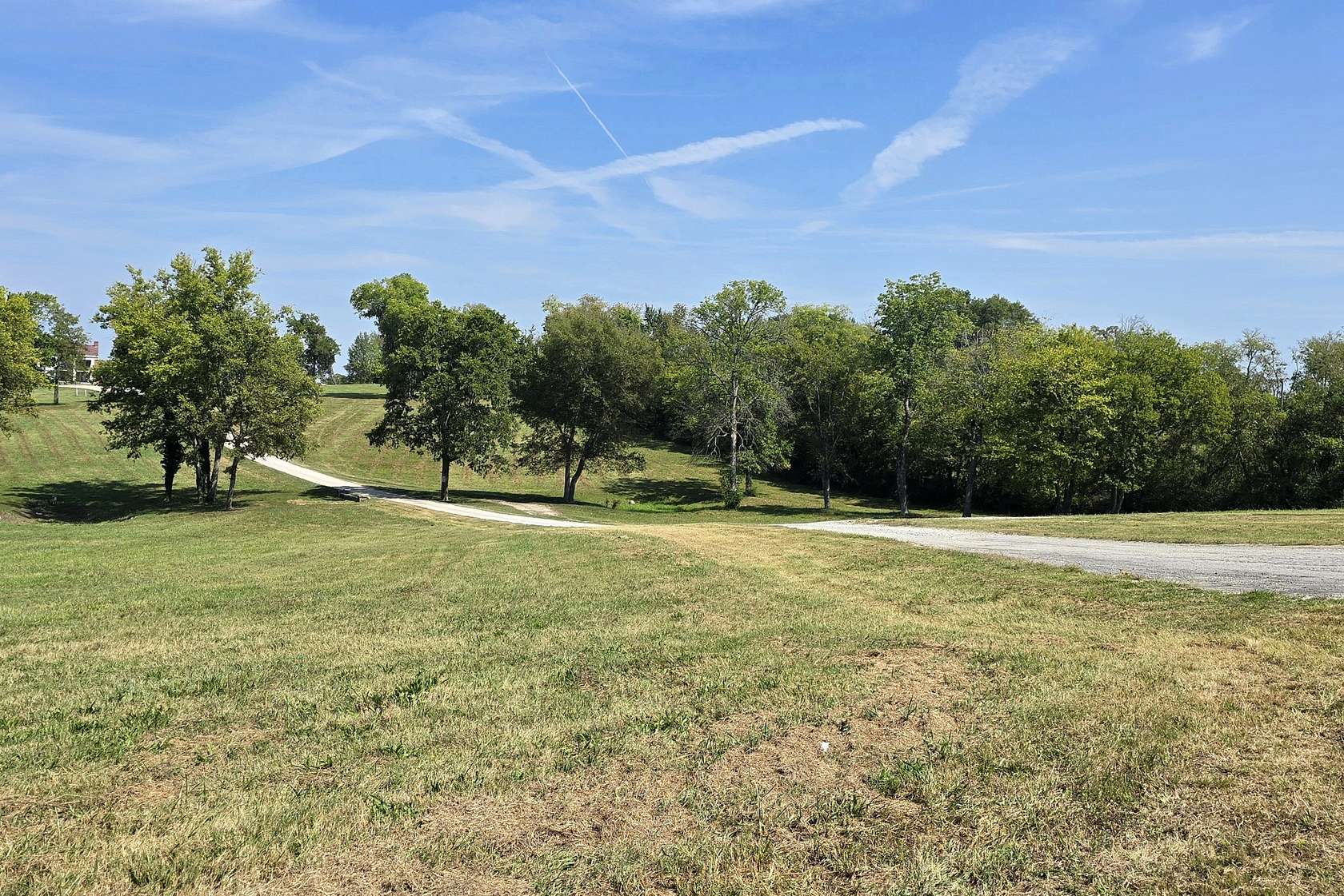 27.5 Acres of Commercial Land for Sale in Columbia, Tennessee