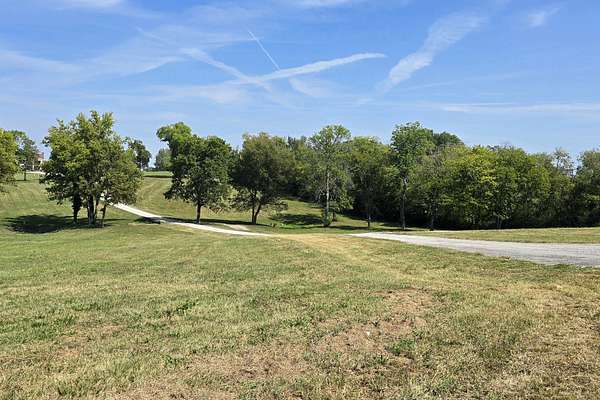 27.5 Acres of Commercial Land for Sale in Columbia, Tennessee