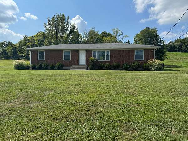 2 Acres of Improved Commercial Land for Lease in Lebanon, Tennessee