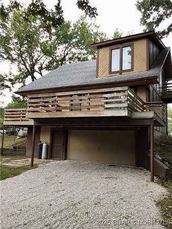 2.46 Acres of Residential Land with Home for Sale in Versailles, Missouri