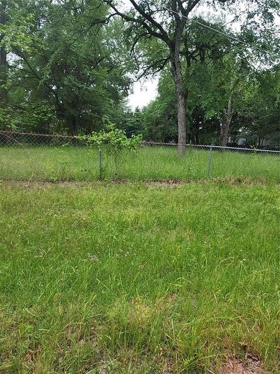 0.37 Acres of Residential Land for Sale in Mabank, Texas
