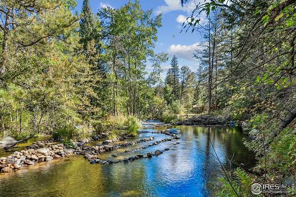 6 Acres of Residential Land for Sale in Lyons, Colorado
