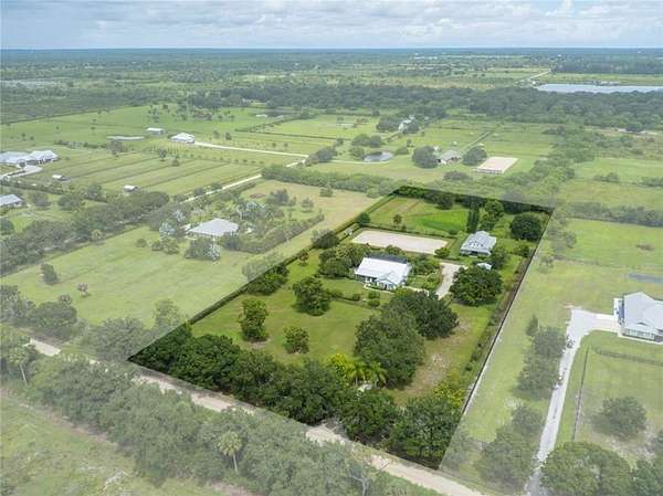 4.65 Acres of Land with Home for Sale in Vero Beach, Florida