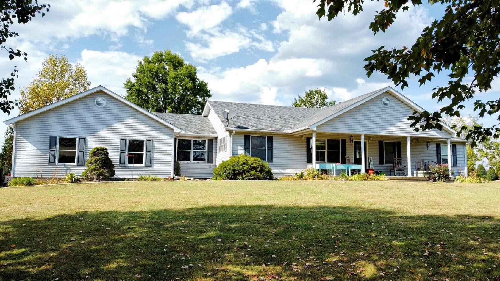 9.86 Acres of Residential Land with Home for Sale in Worthville, Kentucky