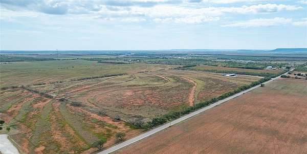 32 Acres of Agricultural Land for Sale in Trent, Texas