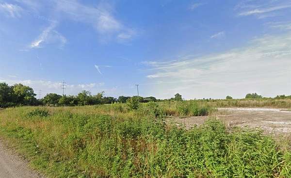 5.43 Acres of Commercial Land for Sale in Hutchins, Texas