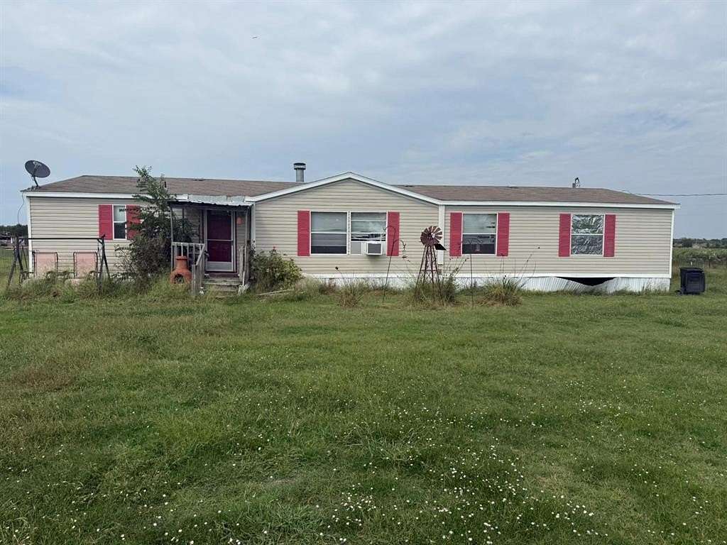 2.8 Acres of Residential Land with Home for Sale in Caddo Mills, Texas