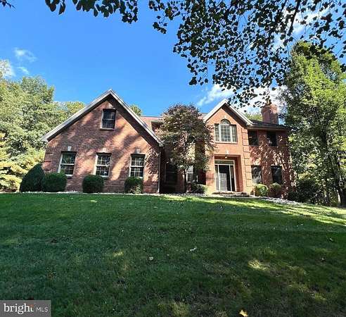 2.17 Acres of Residential Land with Home for Sale in Dillsburg, Pennsylvania