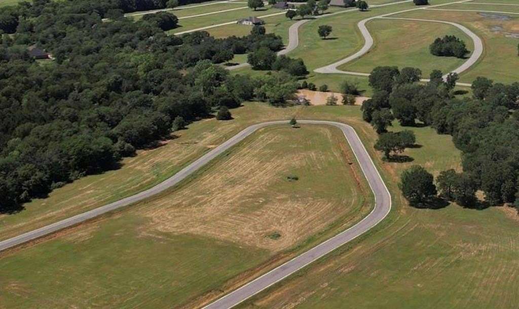 0.36 Acres of Residential Land for Sale in Gordonville, Texas