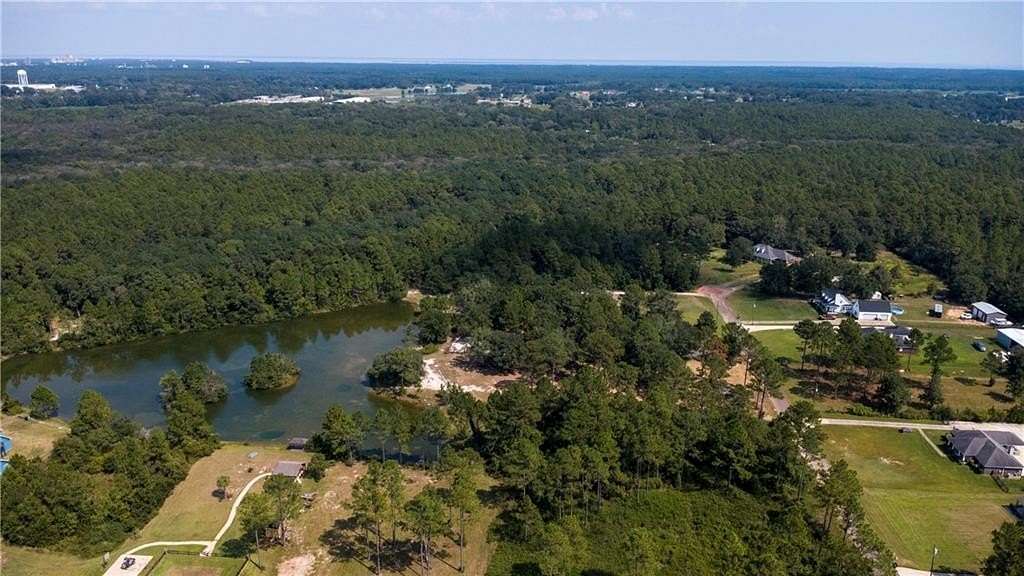 1 Acre of Residential Land for Sale in Irvington, Alabama