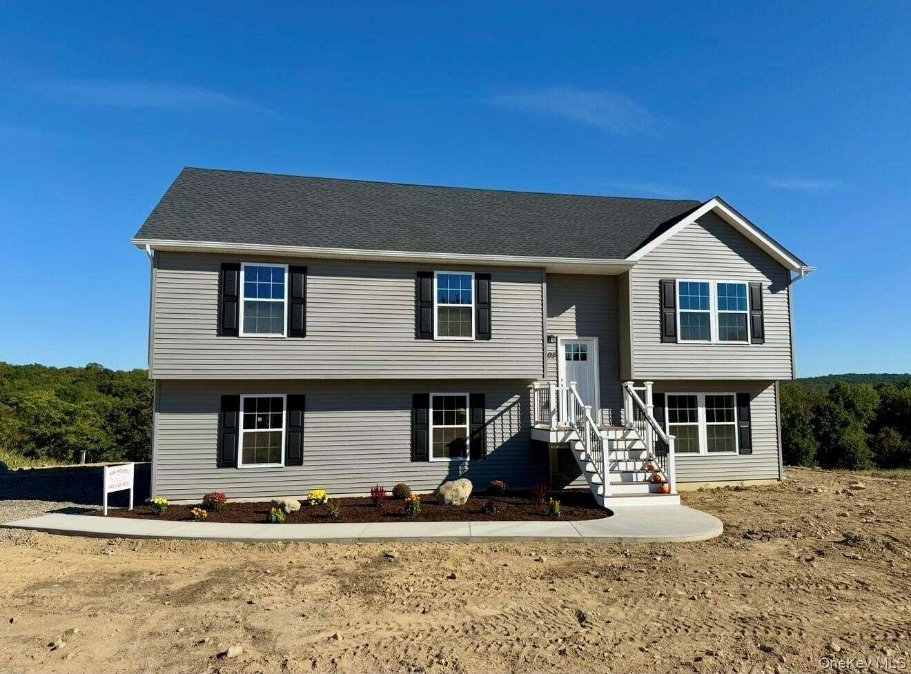 2.6 Acres of Residential Land with Home for Sale in Pine Bush, New York