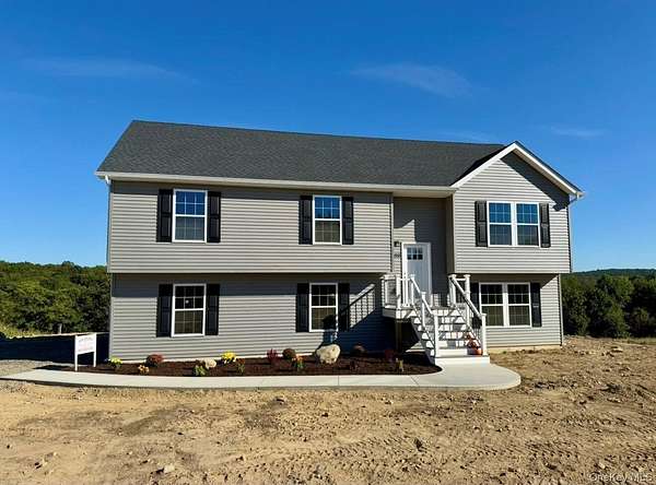 2.6 Acres of Residential Land with Home for Sale in Pine Bush, New York