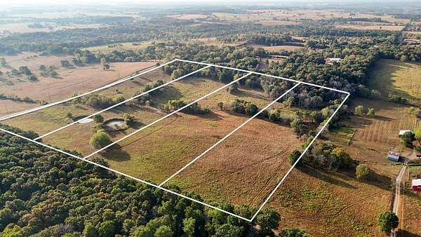 10 Acres of Land for Sale in Marionville, Missouri