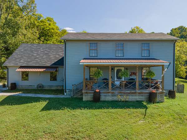 6.34 Acres of Residential Land with Home for Sale in Columbia, Tennessee