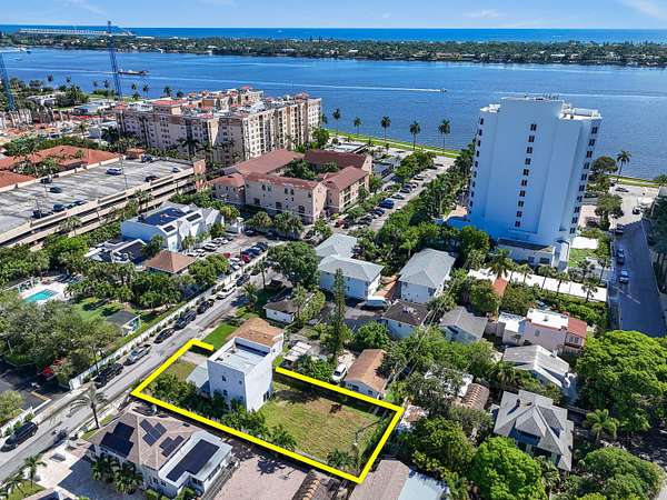 0.18 Acres of Improved Commercial Land for Sale in West Palm Beach, Florida