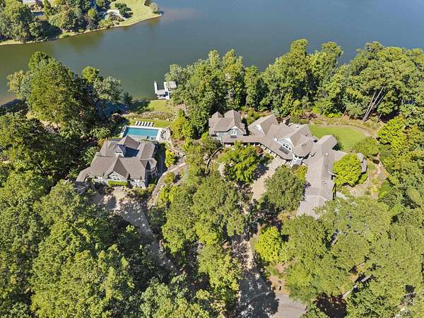 2.55 Acres of Residential Land with Home for Sale in Greensboro, Georgia