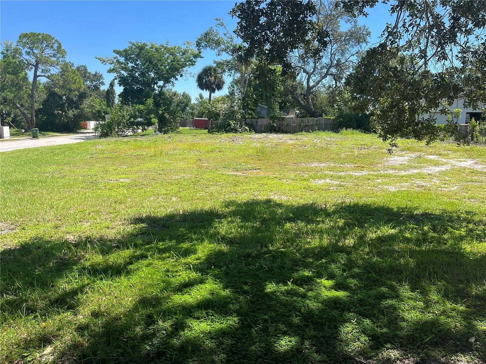 0.26 Acres of Residential Land for Sale in Sarasota, Florida
