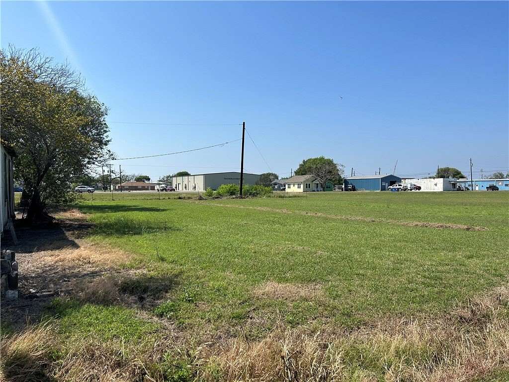 0.29 Acres of Mixed-Use Land for Sale in Portland, Texas