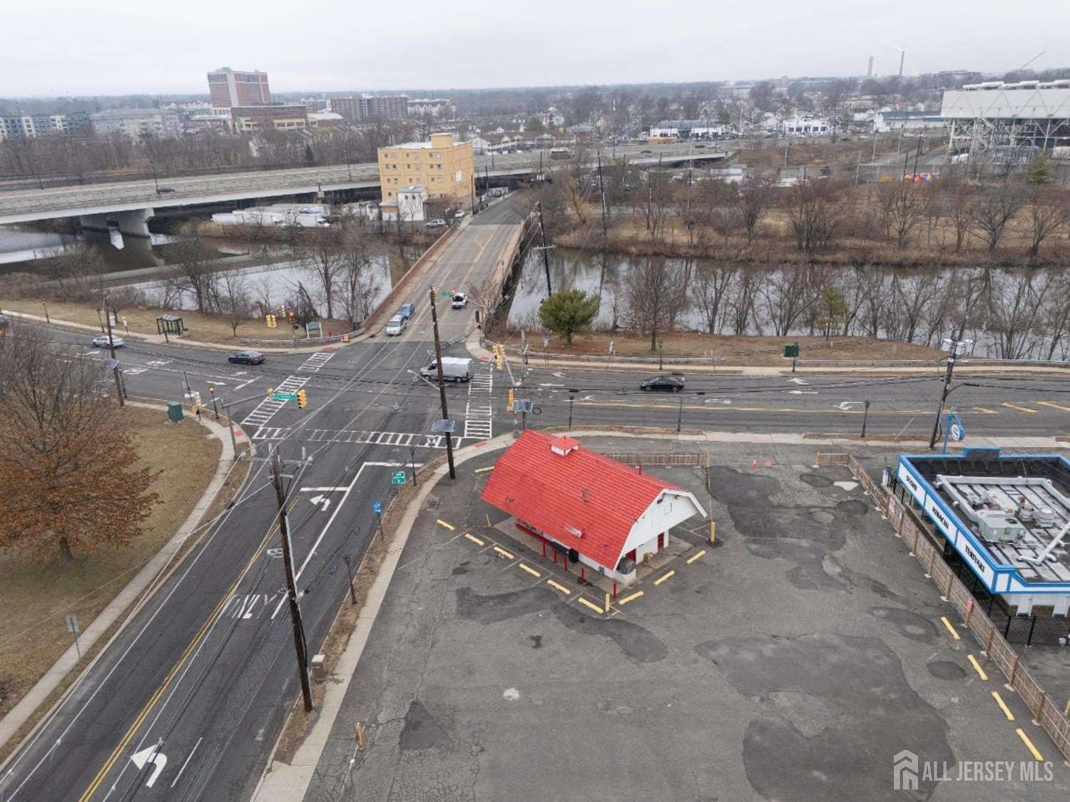 0.36 Acres of Mixed-Use Land for Sale in Rahway, New Jersey