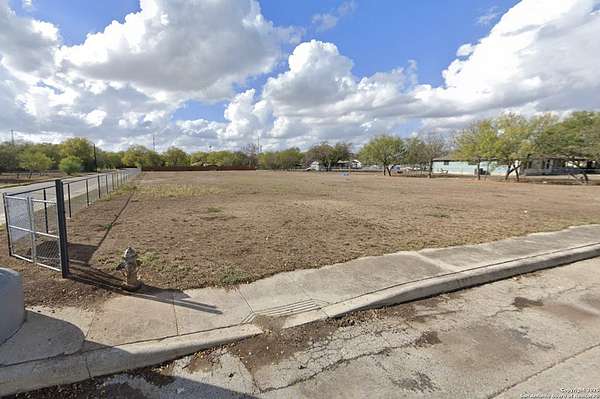 0.27 Acres of Land for Sale in San Antonio, Texas