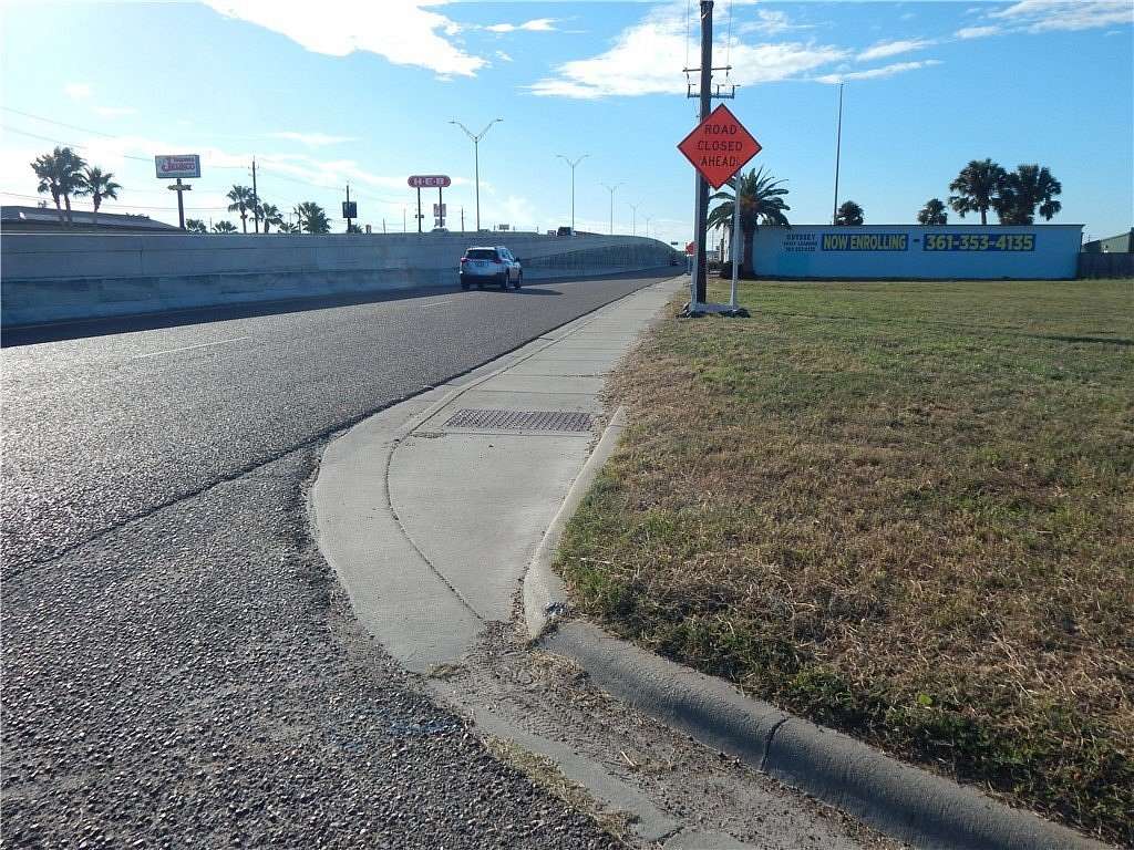 1.67 Acres of Commercial Land for Sale in Corpus Christi, Texas