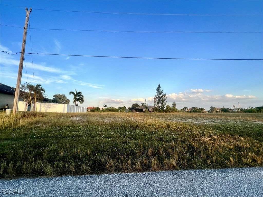 0.25 Acres of Land for Sale in Cape Coral, Florida