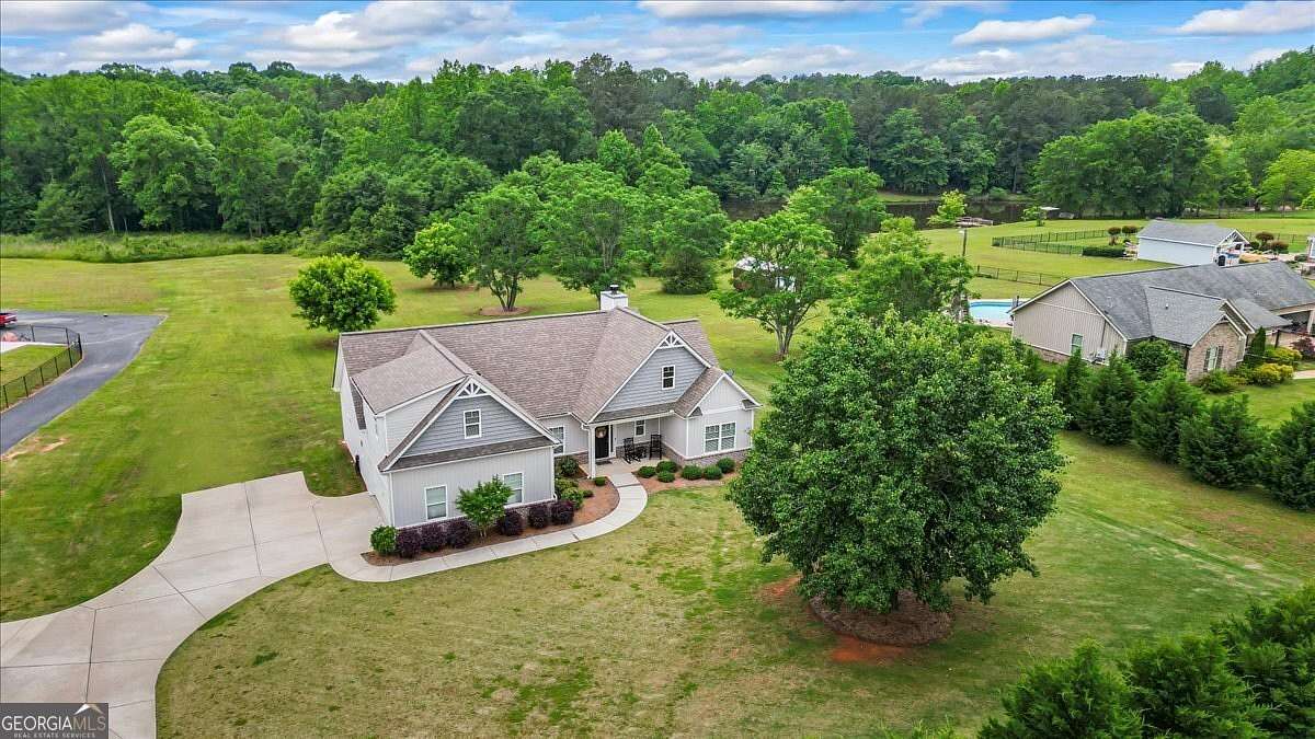 2.48 Acres of Residential Land with Home for Sale in Jackson, Georgia