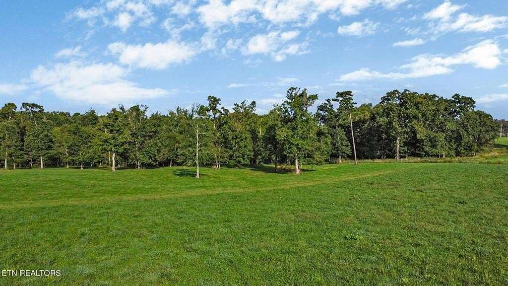 10 Acres of Land for Sale in Jamestown, Tennessee