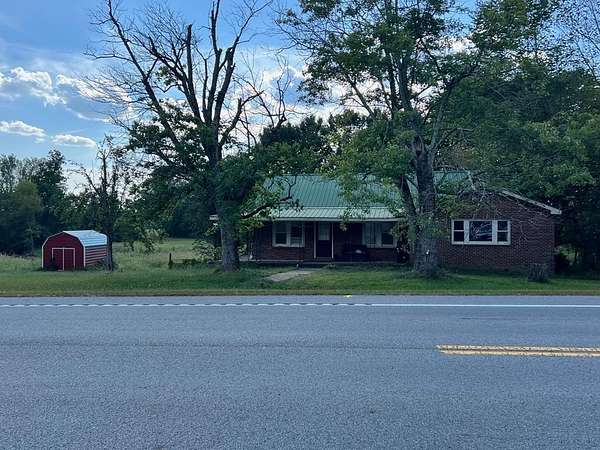 4.56 Acres of Residential Land with Home for Sale in Cookeville, Tennessee