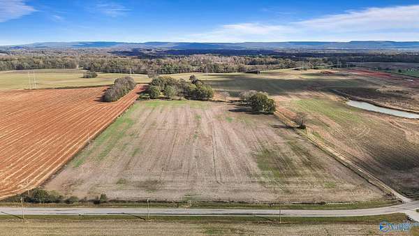 20.7 Acres of Land for Sale in New Market, Alabama