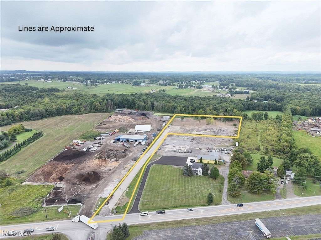 7 Acres of Commercial Land for Auction in Middlefield, Ohio