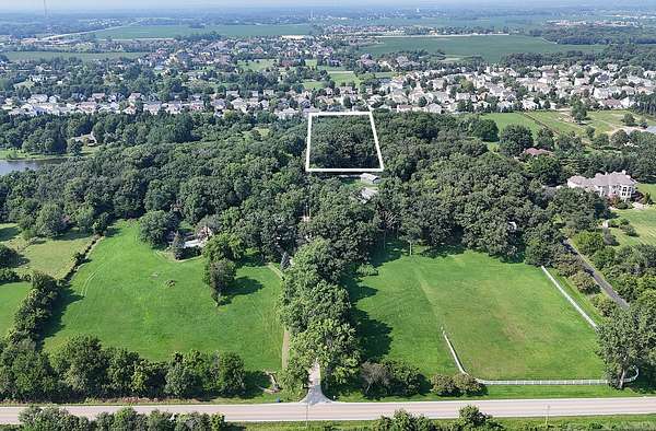 5 Acres of Residential Land for Sale in Homer Glen, Illinois