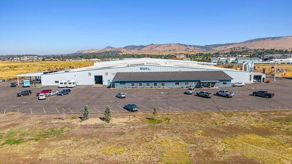 19.9 Acres of Commercial Land for Sale in Klamath Falls, Oregon