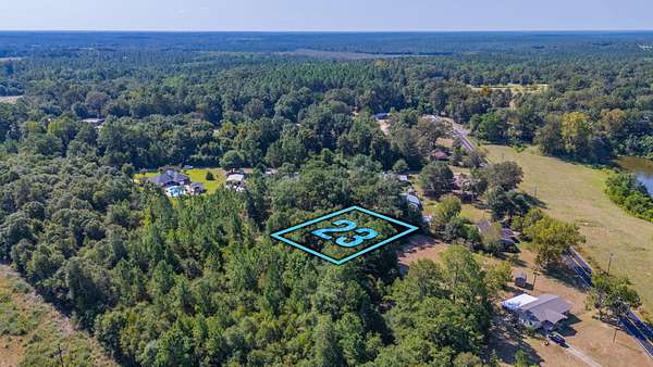 0.39 Acres of Residential Land for Sale in Laurel Hill, Florida
